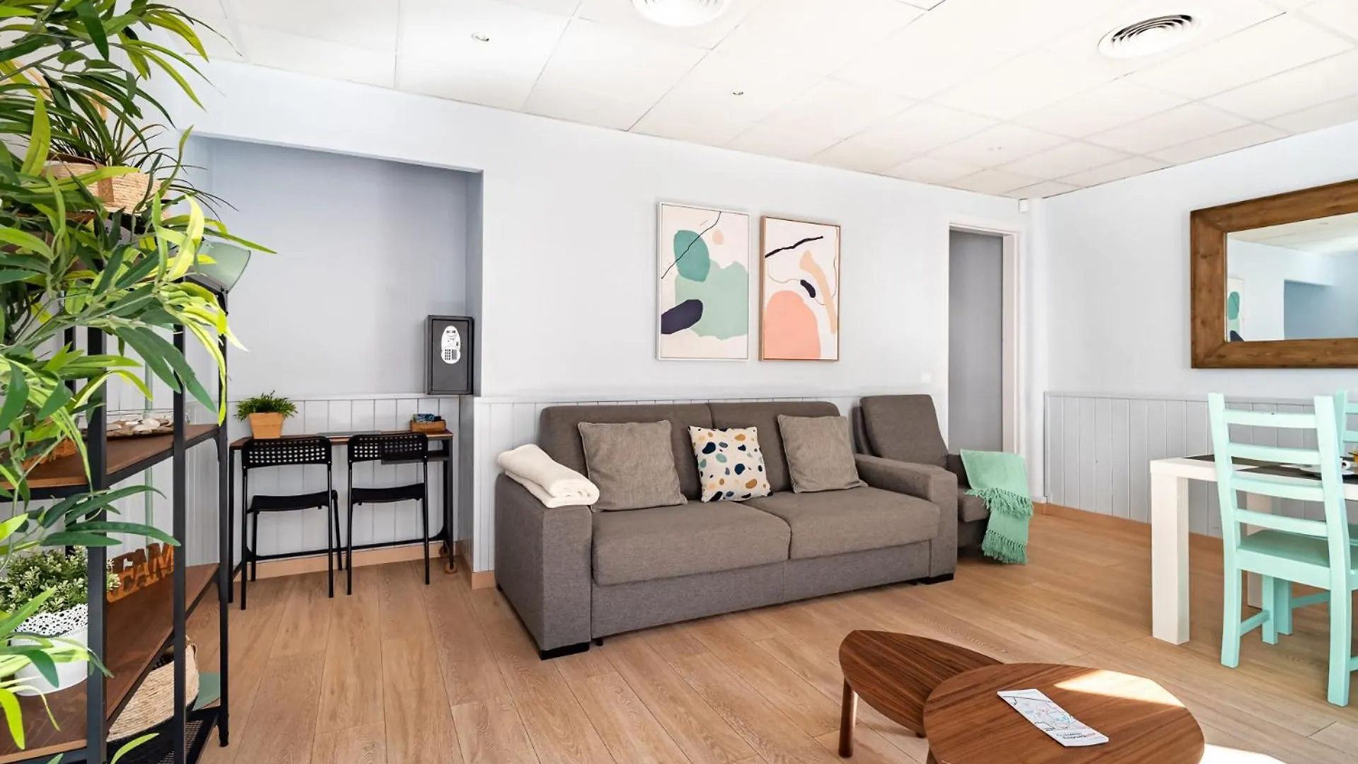 Flaugier Apartment Near Sagrada Familia Barcelona Spanien