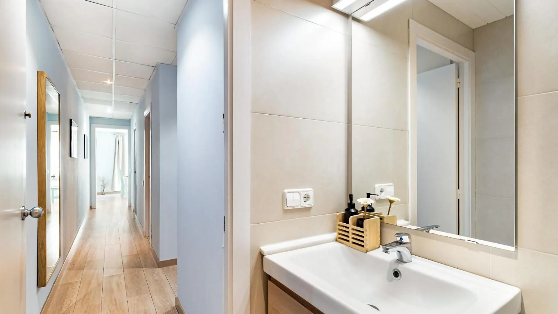 Flaugier Apartment Near Sagrada Familia Barcelona